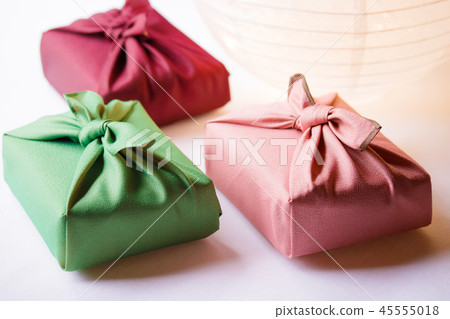 Furoshiki Wrap and Lantern Lampshade 45555018