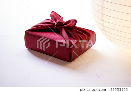 Furoshiki Wrap and Lantern Lampshade Furoshiki Wrap and Lantern Lampshade 45555323