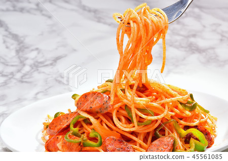 Napolitan spaghetti 45561085