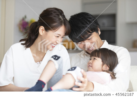 Family group smile Family group smile 45562187