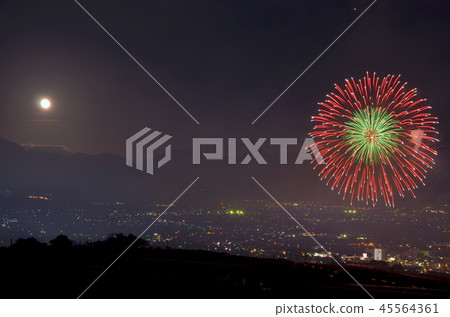 Fuefukigawa Shimoatatsu Fireworks Festival (Yamanashi City, Fujizuka) 45564361