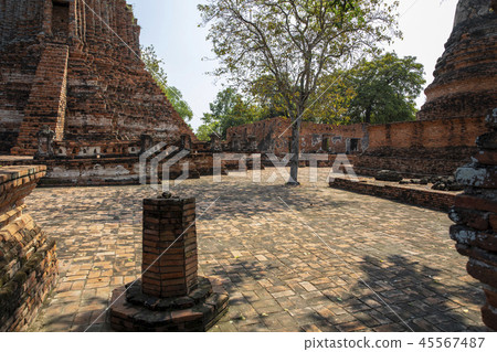 Ayutthaya ruins Wat Waratatch Ayutthaya ruins Wat Waratatch 45567487