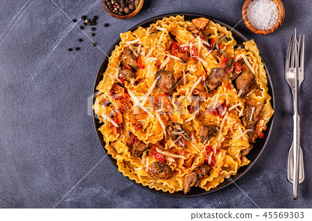 Pasta with chicken liver sauce. Pasta with chicken liver sauce. 45569303