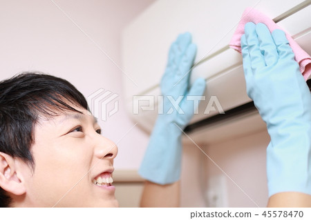 Air-conditioner cleaning (Daddess Housekeeper Housework Body parts Heating Air-conditioning Cooler Appliances Housing Smile) Air-conditioner cleaning (Daddess Housekeeper Housework Body parts Heating Air-conditioning Cooler Appliances Housing Smile) 45578470