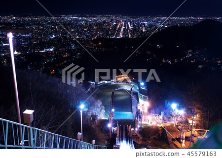 Japan's new three major night views below Japan's new three major night views below 45579163