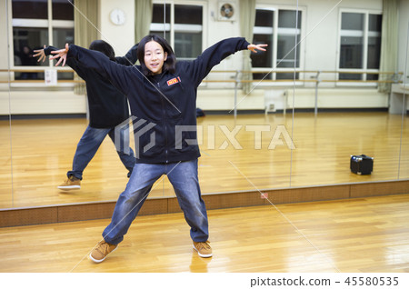 練習HIPHOP舞蹈的場景 45580535