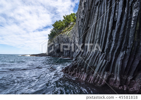 Seven kettles 45581818