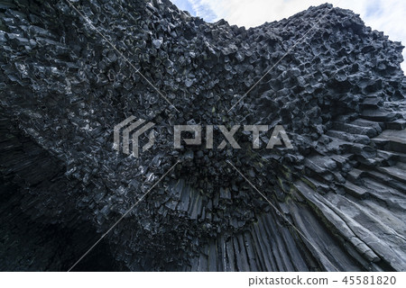 Seven kettles Seven kettles 45581820