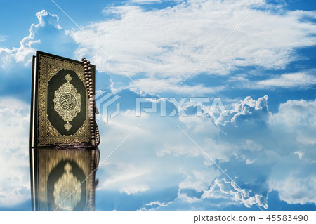 koran with Clouds in the sky 45583490