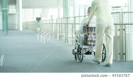 老丈夫和妻子醫療醫院的醫療圖像 45583767