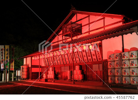 Shikoku Kinpaku Kabuki Ogasai "Kanamaruza" light up 45587762