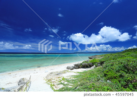 Nakamoto coast of Kuroshima 45597045