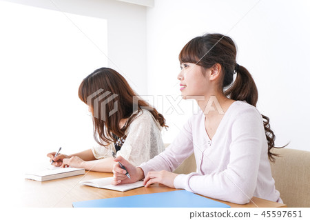 兩個女人要學習 45597651