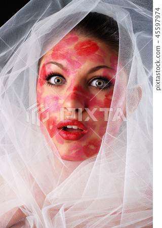 woman and veil 45597974