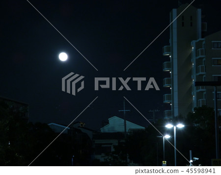 Autumn moon Autumn moon 45598941