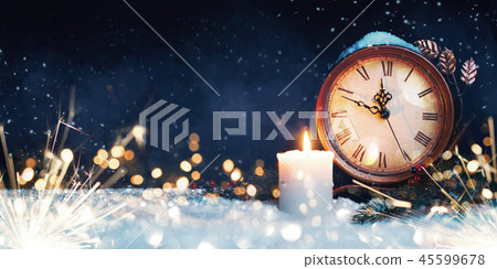 New Year, Christmas background. Christmas clock with snow. New Year, Christmas background. Christmas clock with snow. 45599678