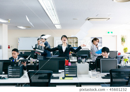 繁忙繁忙的辦公室業務 45601232
