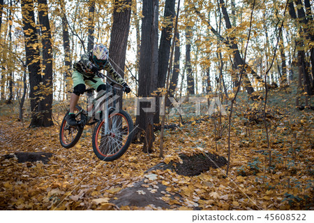 Photo of man riding sports bike on track Photo of man riding sports bike on track 45608522