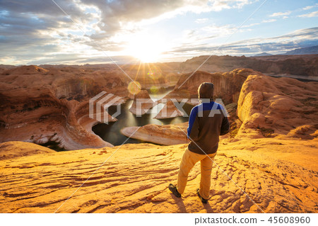 Powell lake Powell lake 45608960