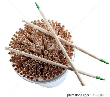 Disposable wood toothpick with green mint Disposable wood toothpick with green mint 45610066
