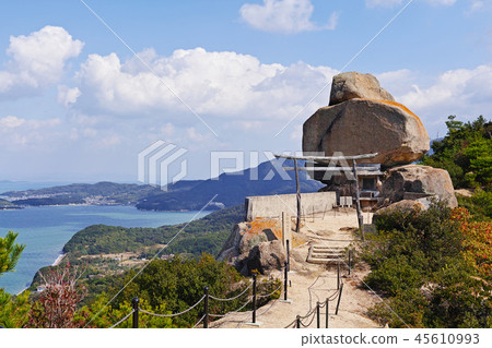 [Asujima Island] Layered rock and heavy rock (Oze Ishigamo Shrine) copy space 45610993