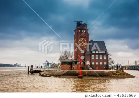 Navigator Tower at Finkenwerder 45613669