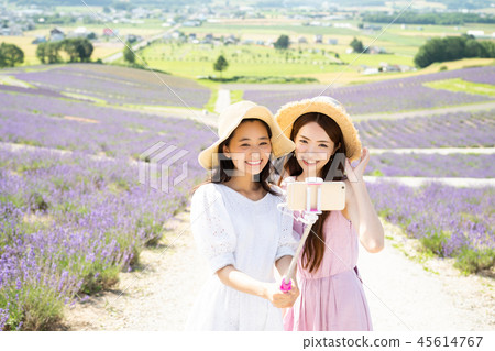 花田和婦女畫象 花田和婦女畫象 45614767