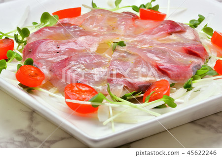 Tsubasu carpaccio 45622246
