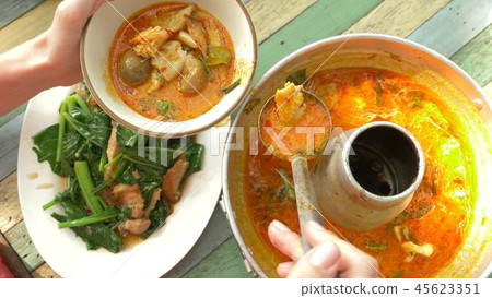 Cooking Thai soup Tom Yam. street food 45623351