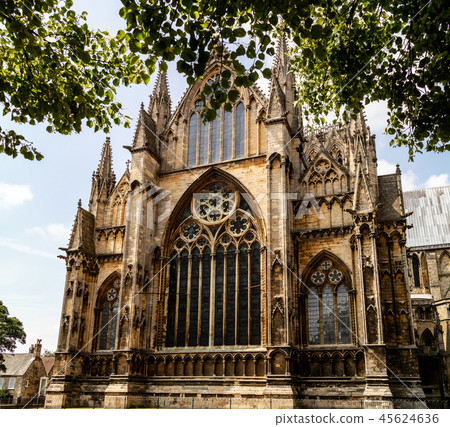 The rear facade of Lincoln Cathedral 45624636