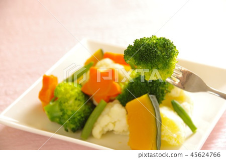 Warm vegetable salad Warm vegetable Winter vegetable Colorful Boiled vegetables 45624766