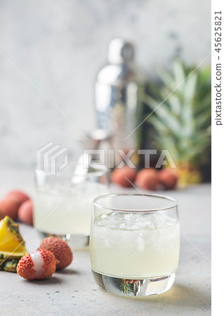 Fresh lychee lemonade Fresh lychee lemonade 45625821