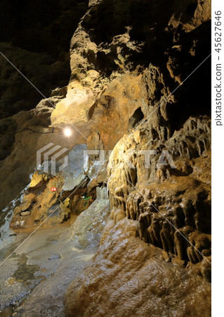 Inazumi underwater cave 45627646