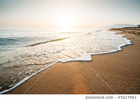 Fantastic sunset on the beach. beautiful landscape 45627661