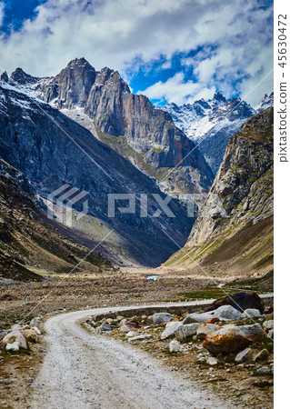 Road in Lahaul Valley, India 45630472