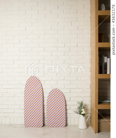 Sitting pattern ironing board 45632178