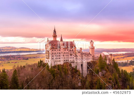 Neuschwanstein Castle sunset view, Germany 45632973