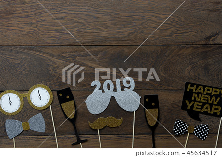 Merry Christmas decorations & Happy new year 2019. 45634517