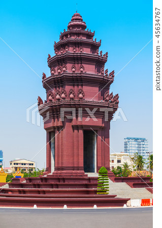 Independence Monument in Phnom Penh 45634767