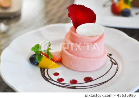 rose cake or strawberry cake 45636980