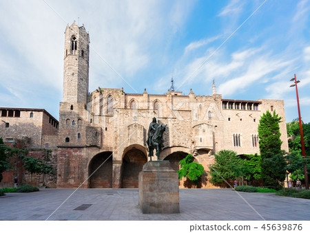 Gotic quarter of Barcelona 45639876