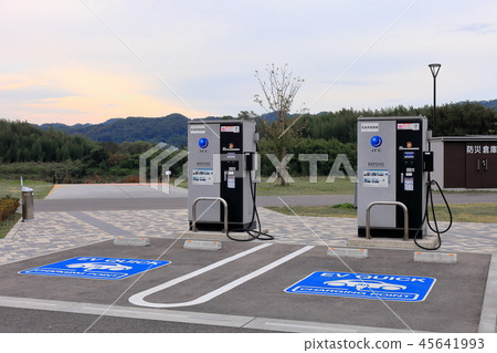 Charging stand for electric vehicles Charging stand for electric vehicles 45641993