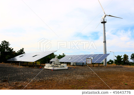 風力發電機,太陽能發電機 風力發電機,太陽能發電機 45643776