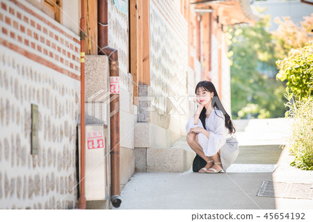 female woman college girl cute city romantic leisure female woman college girl cute city romantic leisure 45654192