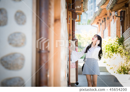 female woman college girl cute city romantic leisure female woman college girl cute city romantic leisure 45654200