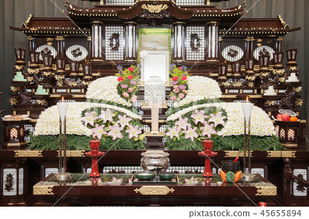 Simple funeral image front of the altar Simple funeral image front of the altar 45655894