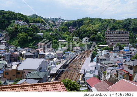 Keikyu Hemi Station and the surrounding townscape (Yokosuka, Kanagawa Prefecture) 45656628