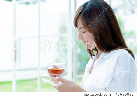 Young Woman, Tea, Relax, Organic Young Woman, Tea, Relax, Organic 45659052