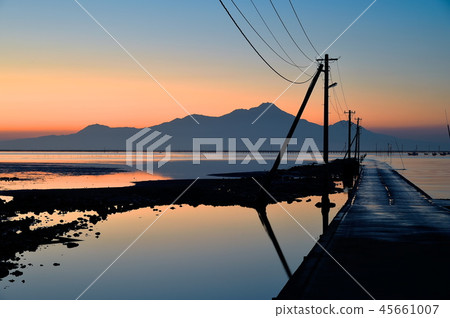 Hatota Sea Floor Road 45661007
