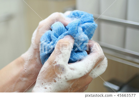 Bathing (Bathroom Bathroom Wash Clean People Relax Male Refreshment Pleasure Refreshment Papa) 45663577